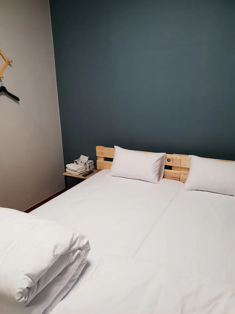 Young Stay Hostel