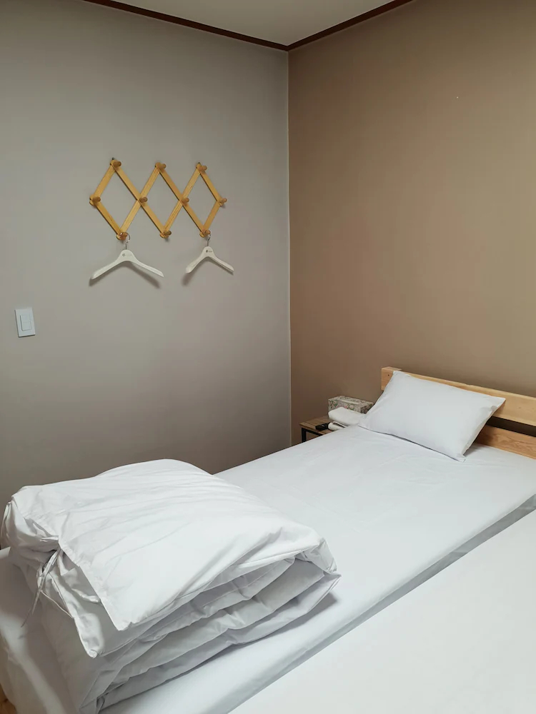 Young Stay Hostel