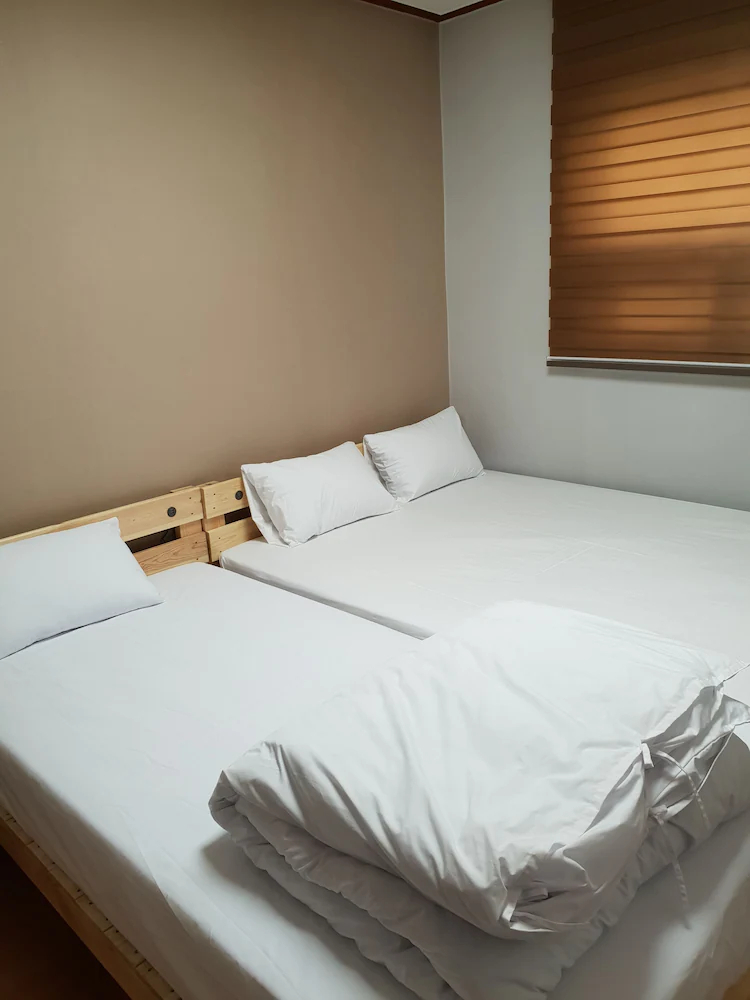 Young Stay Hostel