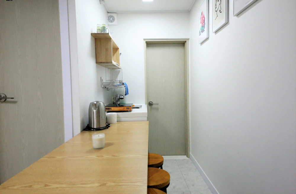 Zibro H Guesthouse Hostel