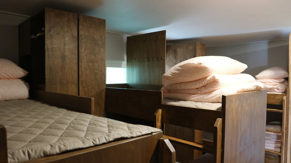 Zzzip Guest House