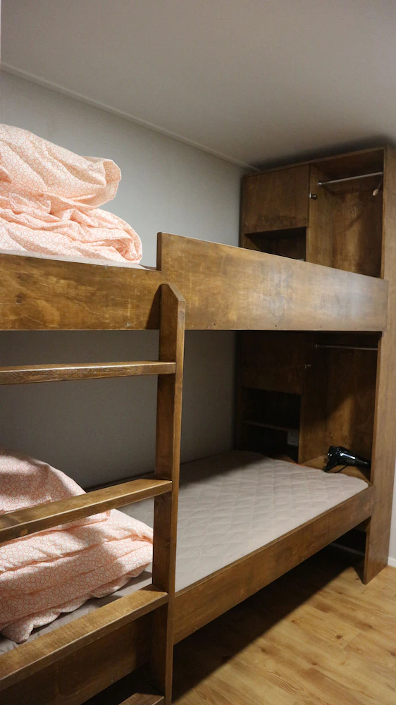 Zzzip Guest House