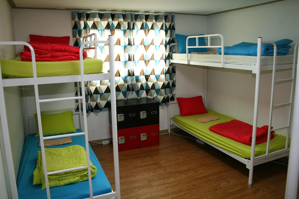 Zzzip Guest House