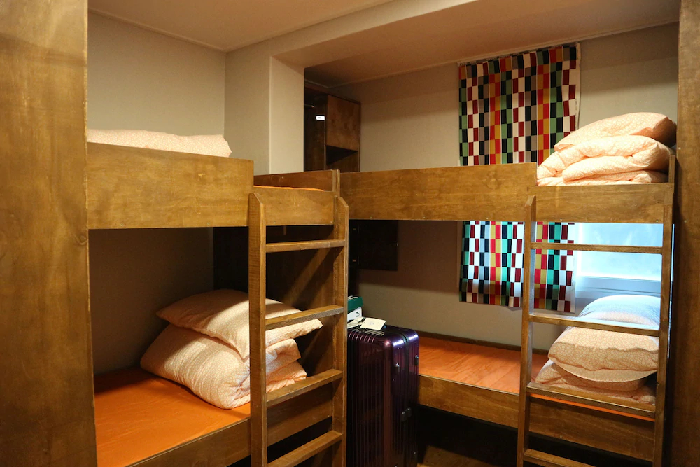 Zzzip Guest House
