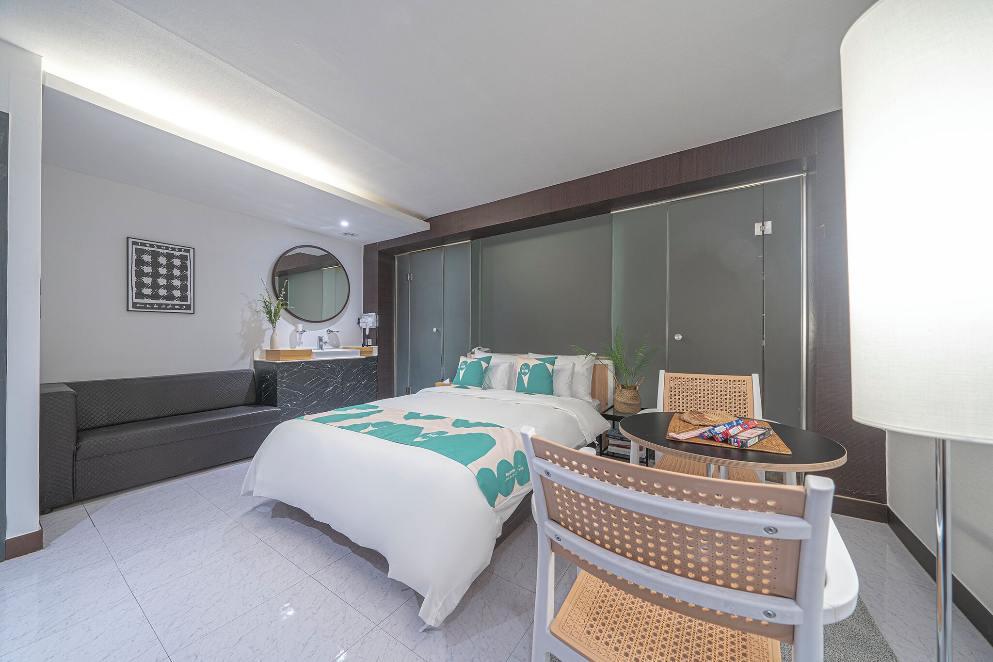 BY THS Shine Hotel Incheon
