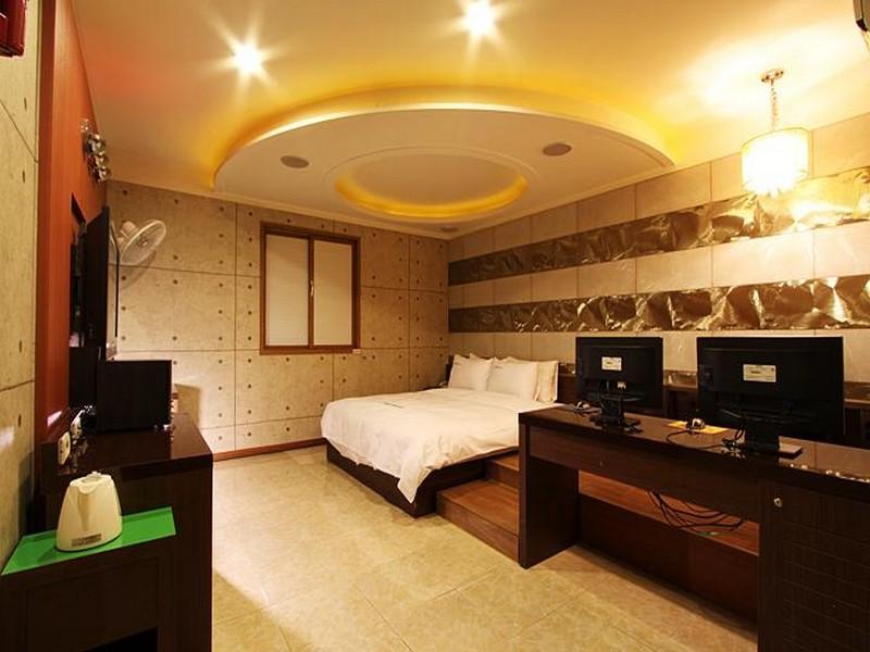 Hotel Lavender