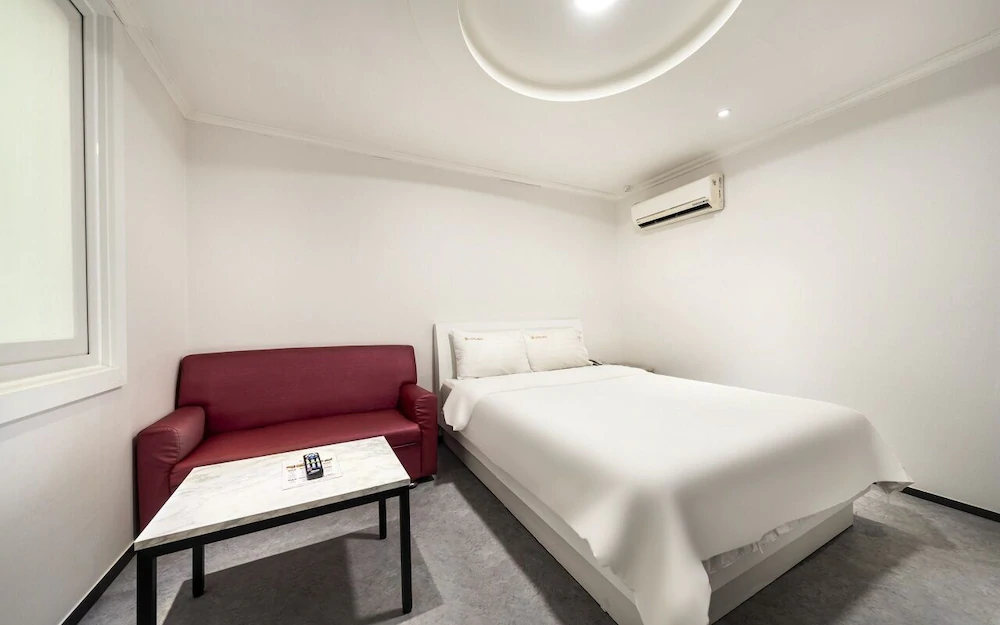 New Rose Motel