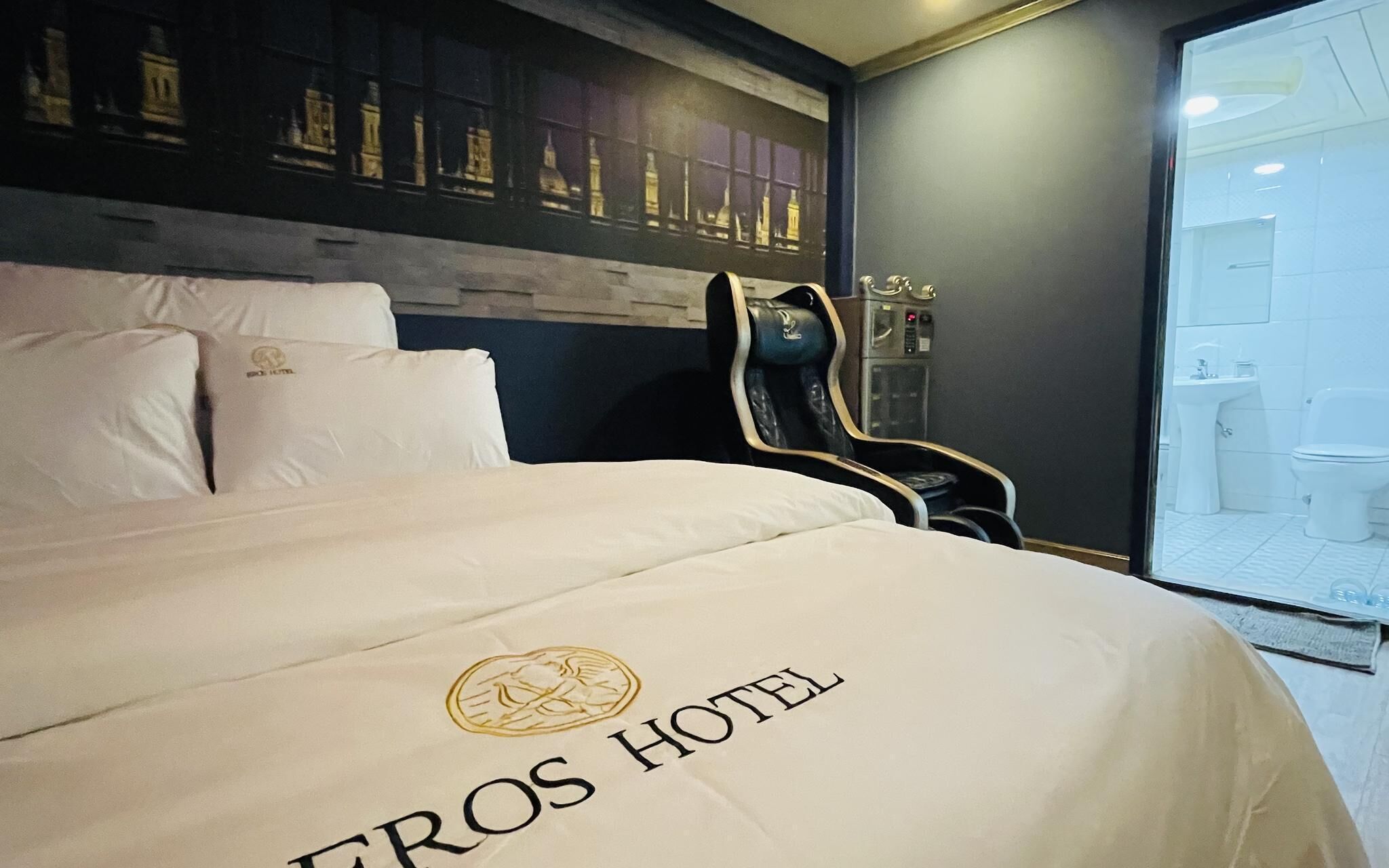 Siheung Eros Hotel