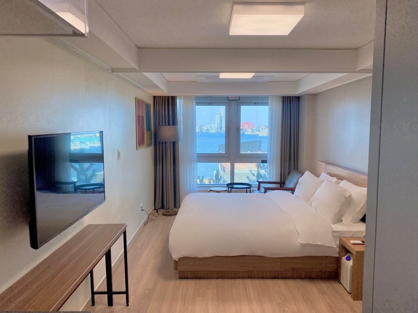 Chungchoho Best Hotel