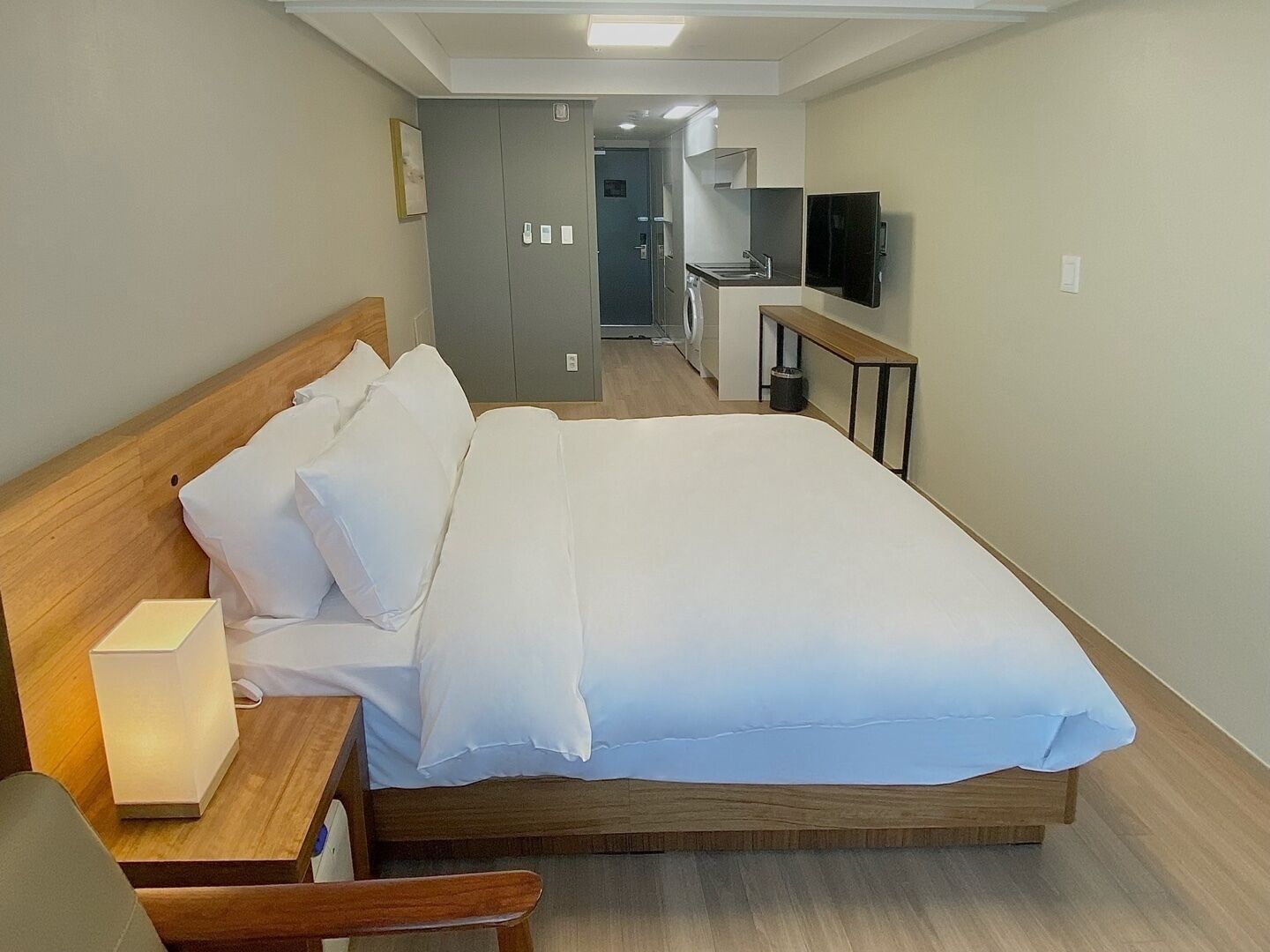 Chungchoho Best Hotel