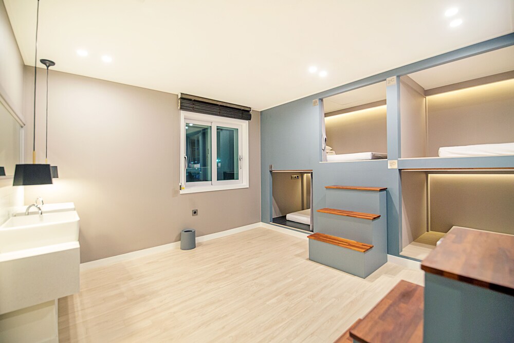 Doo Hotel & Guesthouse - Hostel