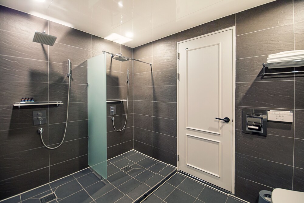 Doo Hotel & Guesthouse - Hostel
