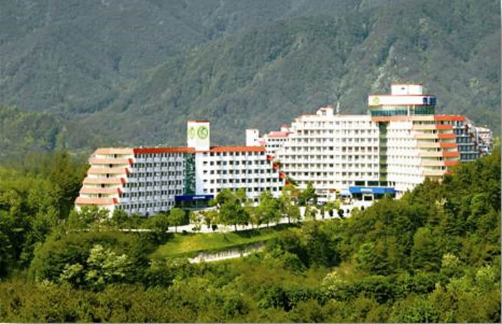 Hyundai Soo Resort