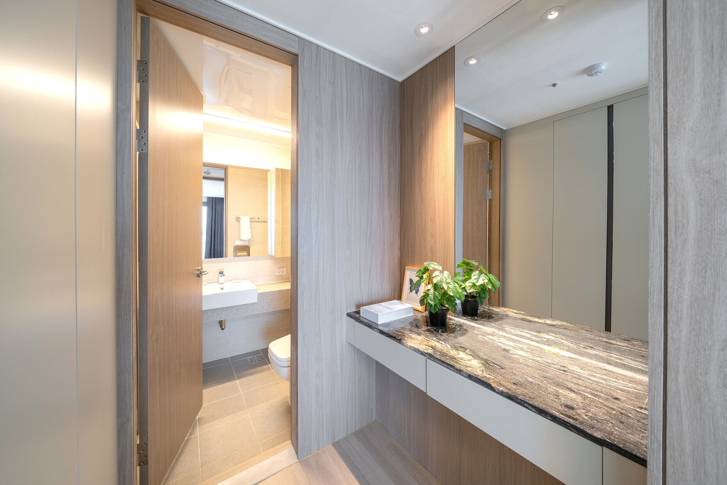 I Park Suite Hotel And Residence