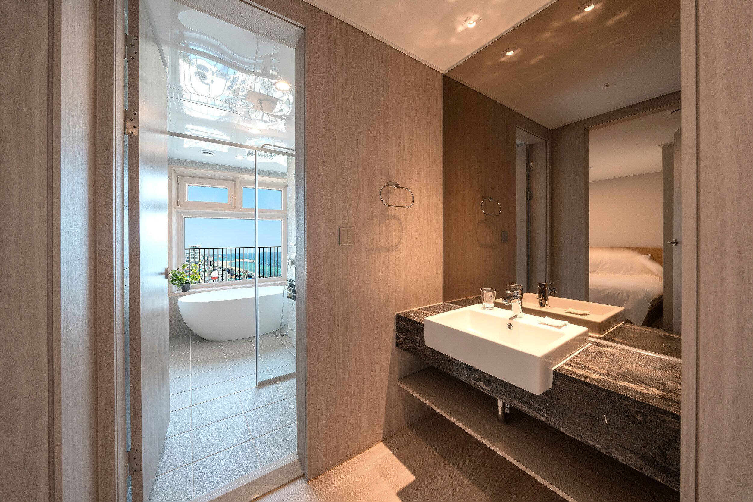 I Park Suite Hotel And Residence