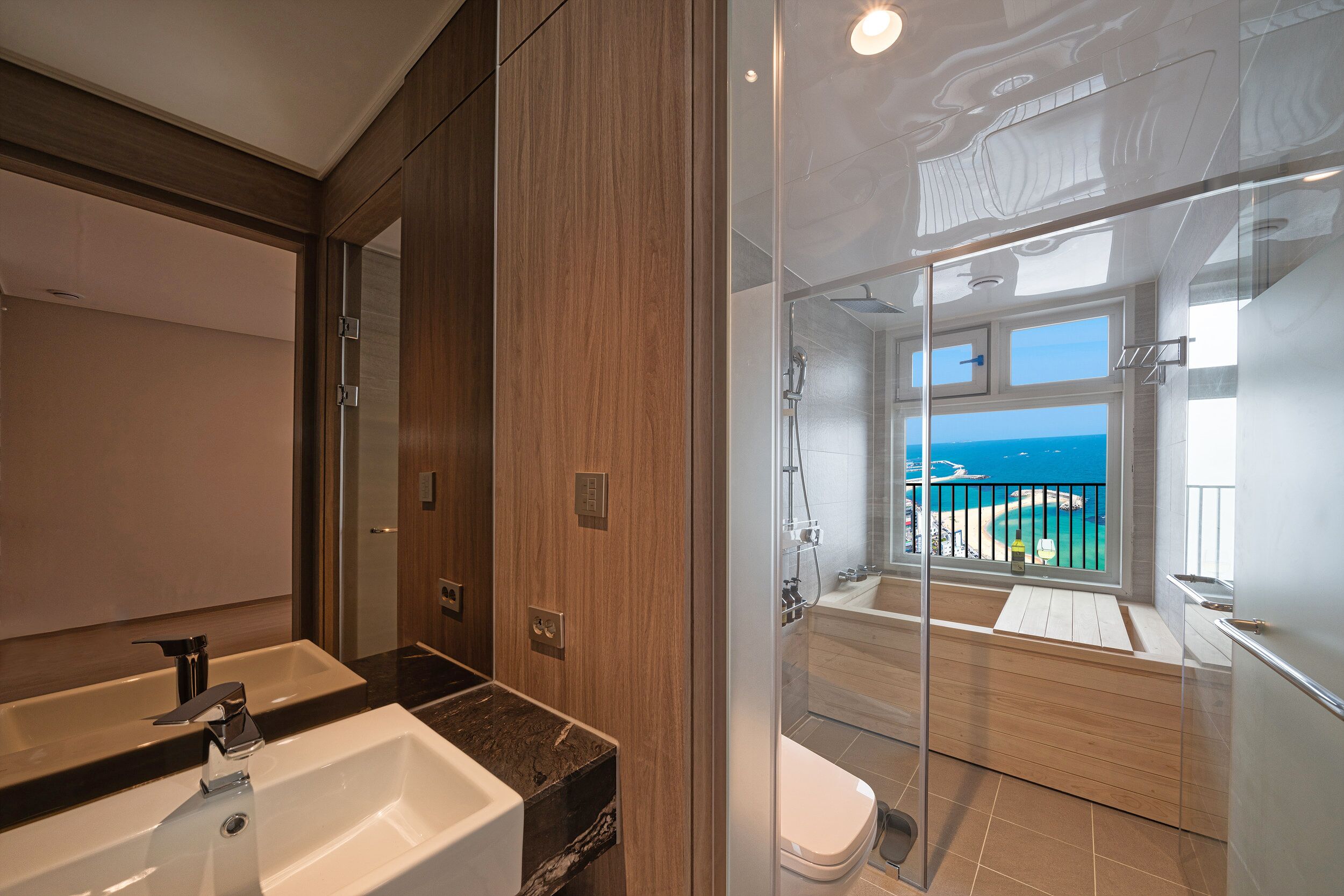 I Park Suite Hotel And Residence