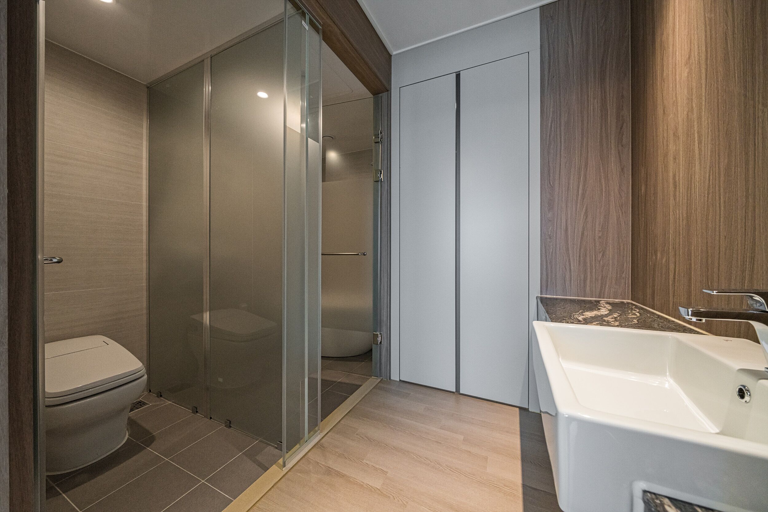 I Park Suite Hotel And Residence