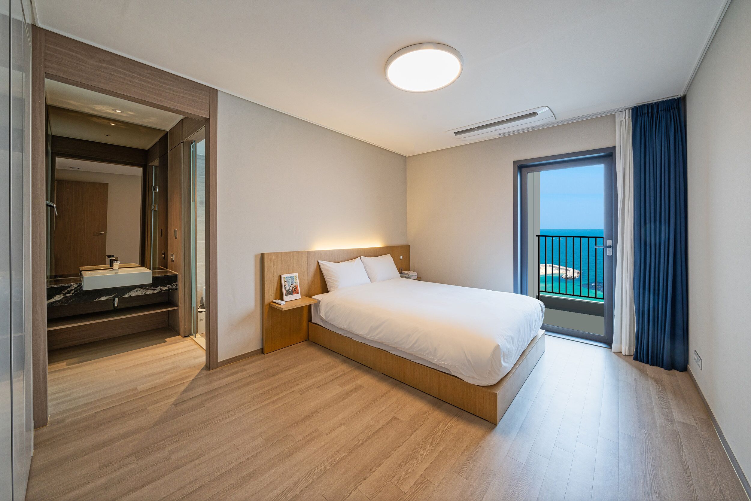 I Park Suite Hotel And Residence