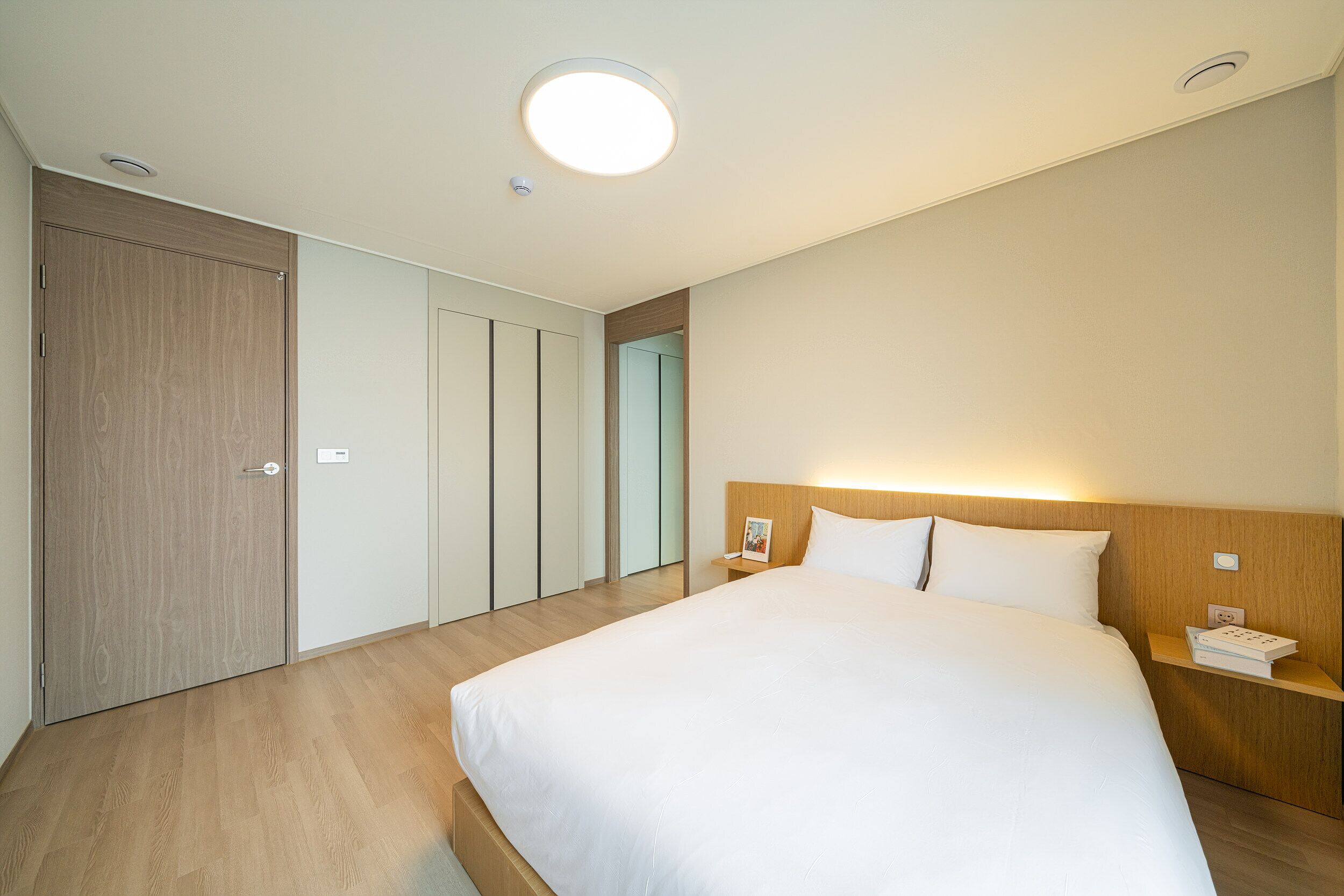 I Park Suite Hotel And Residence