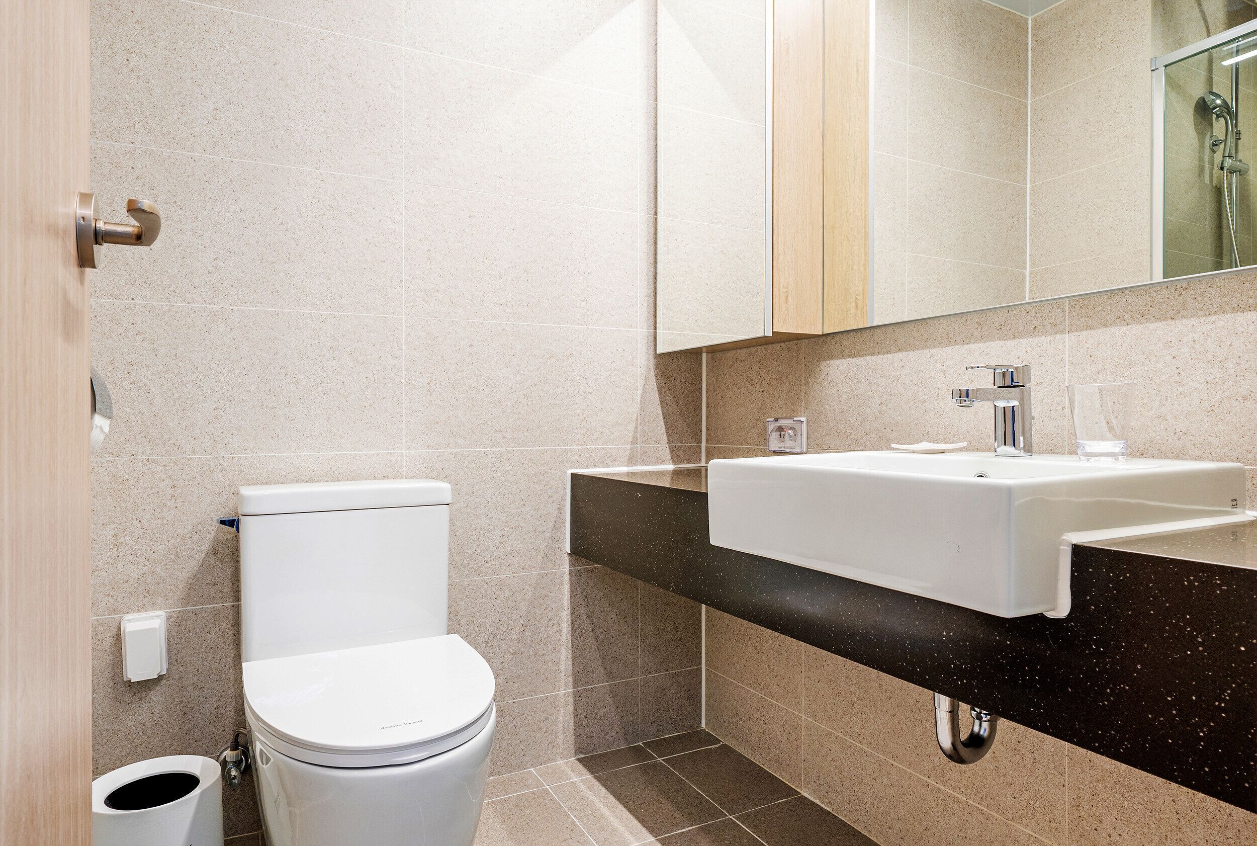 I Park Suite Hotel And Residence