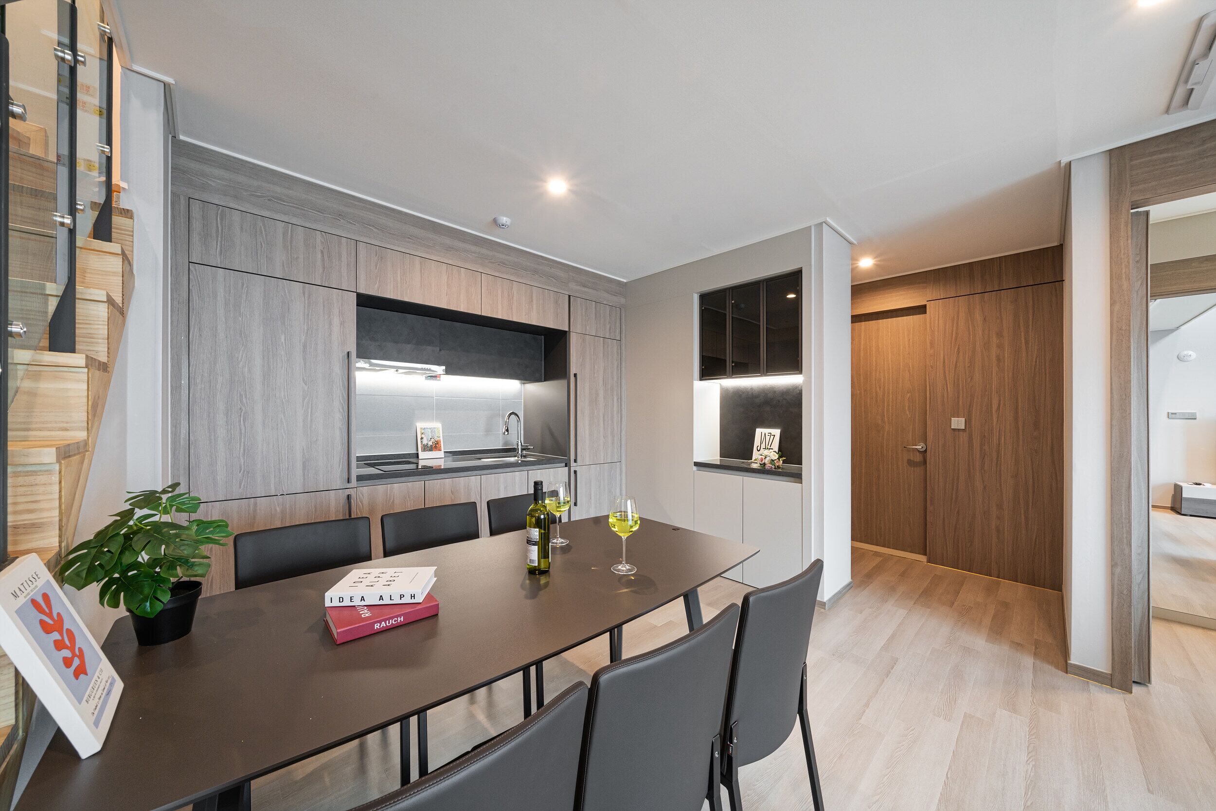 I Park Suite Hotel And Residence