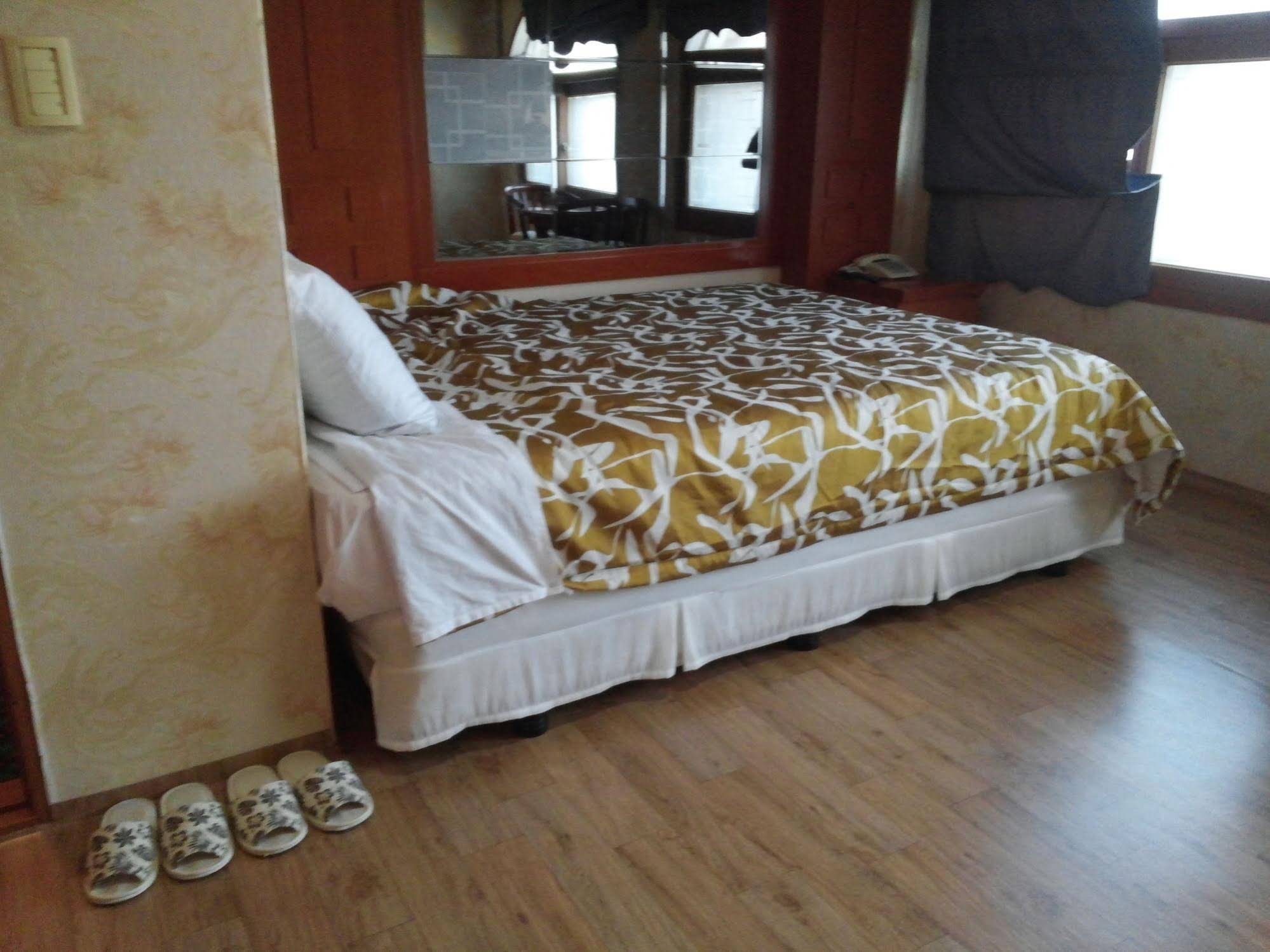 Marine Guesthouse
