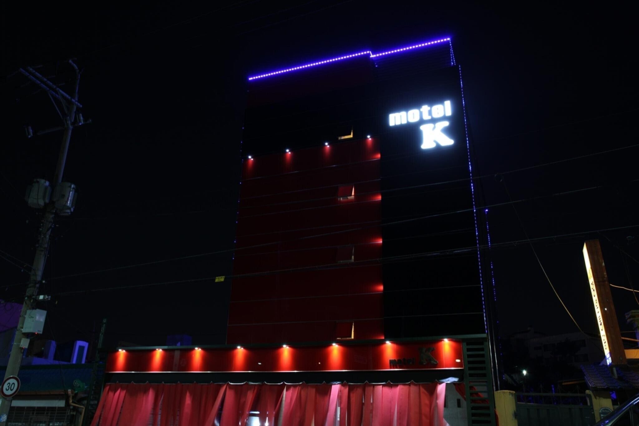 Motel K