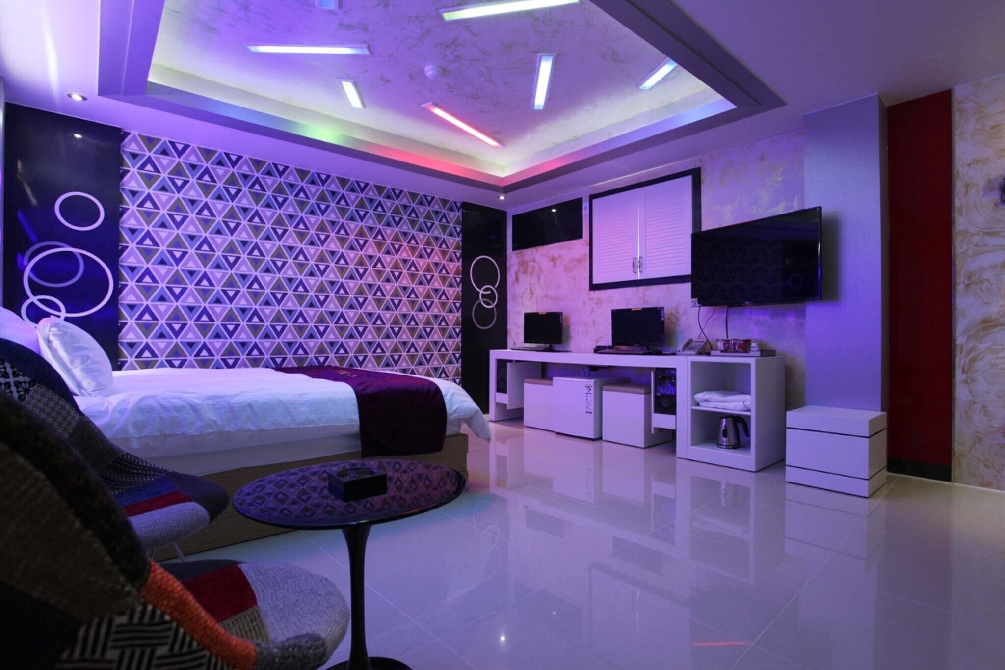 Motel K