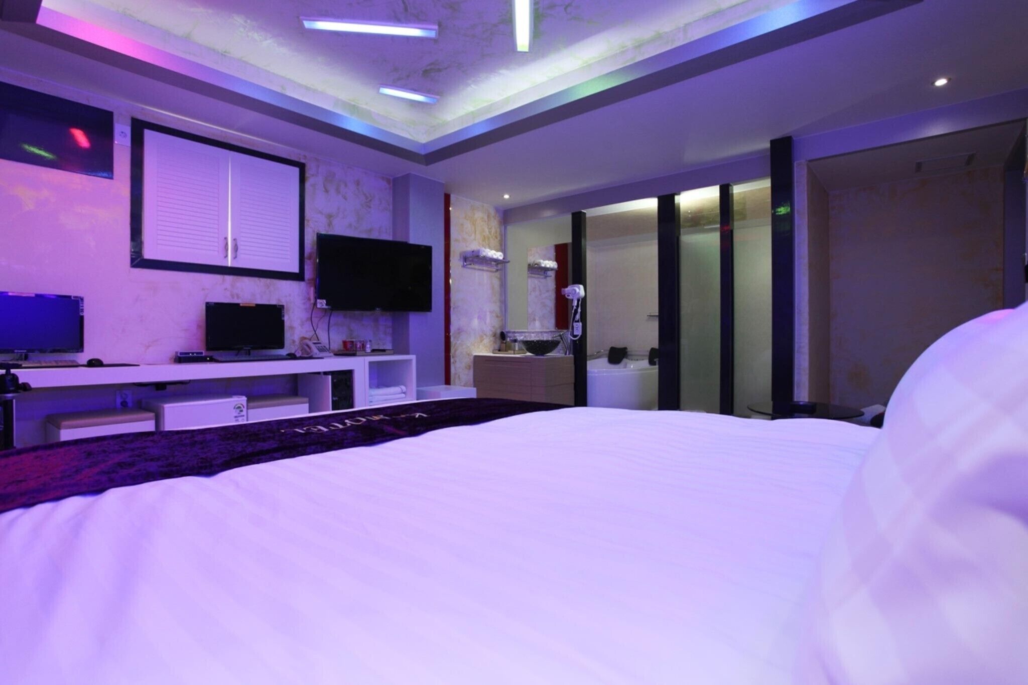 Motel K