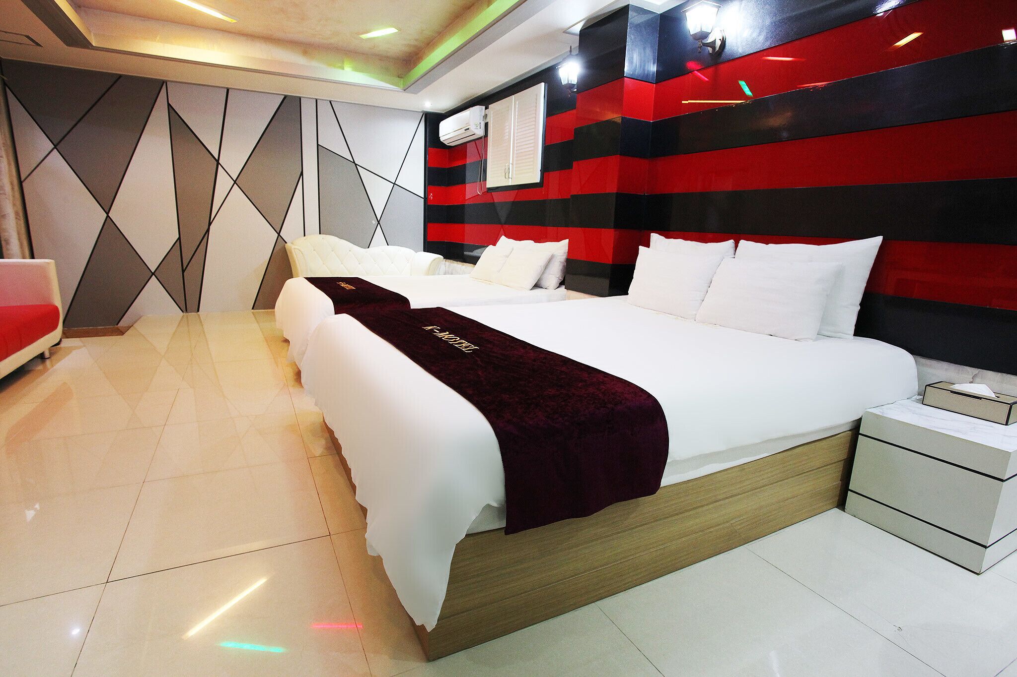 Motel K