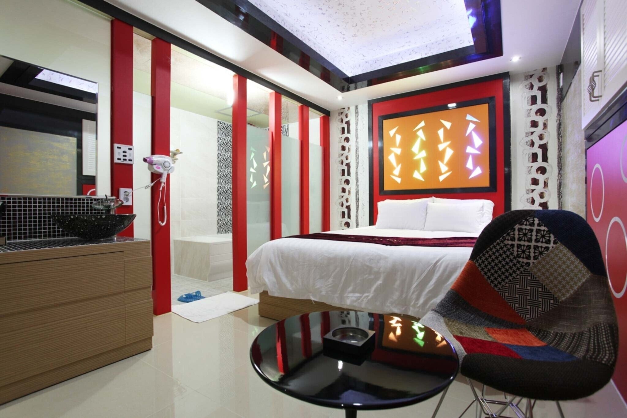 Motel K