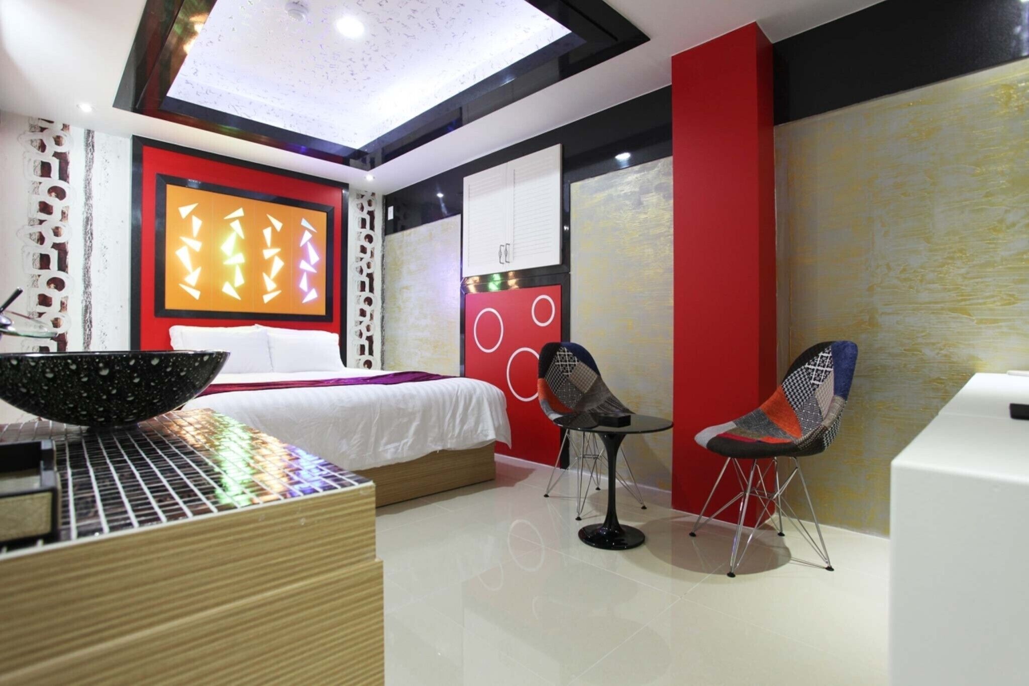 Motel K