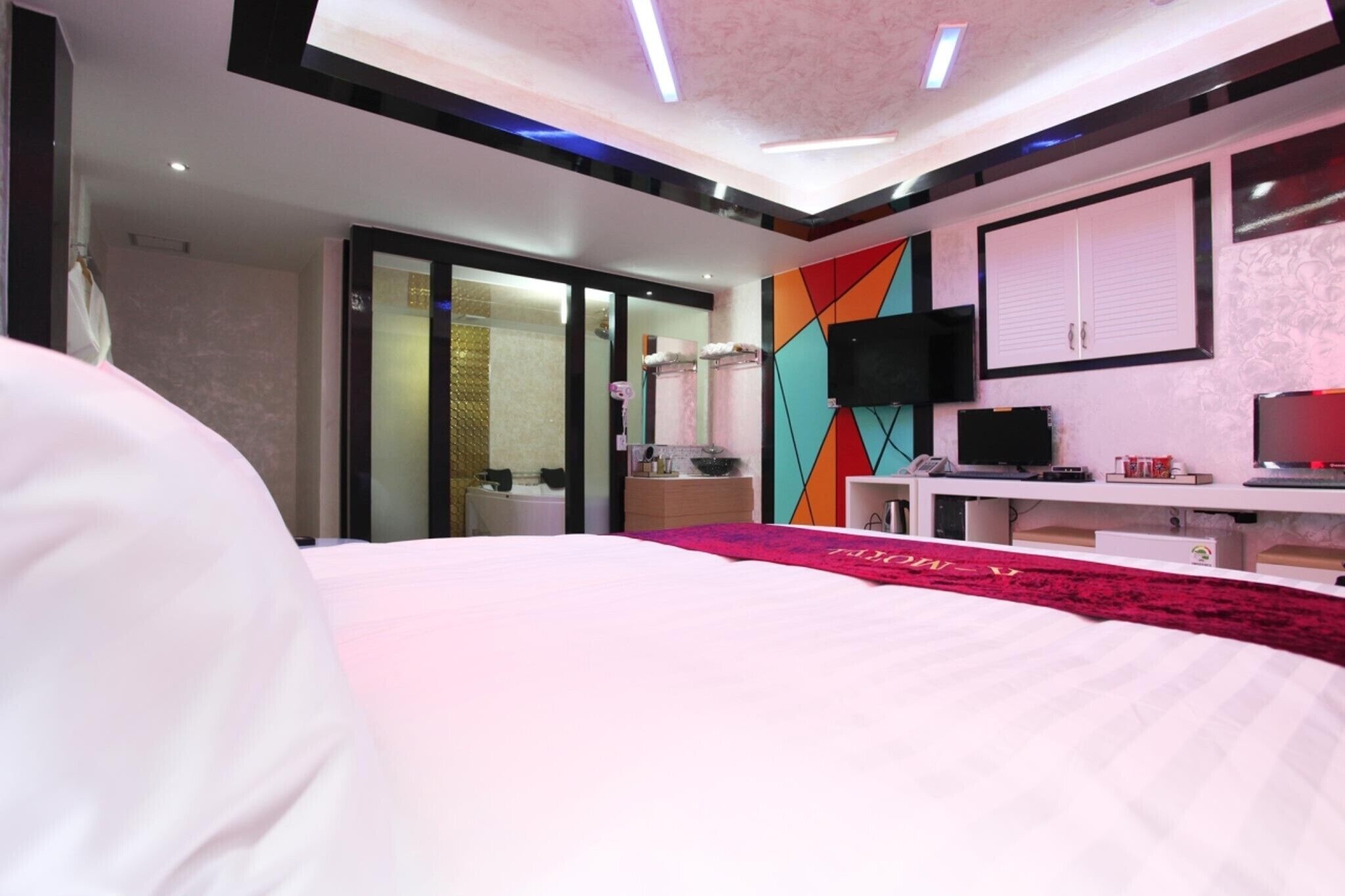 Motel K