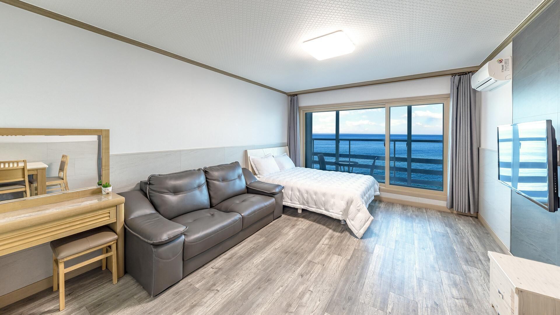 Sokcho Bird Island Pension