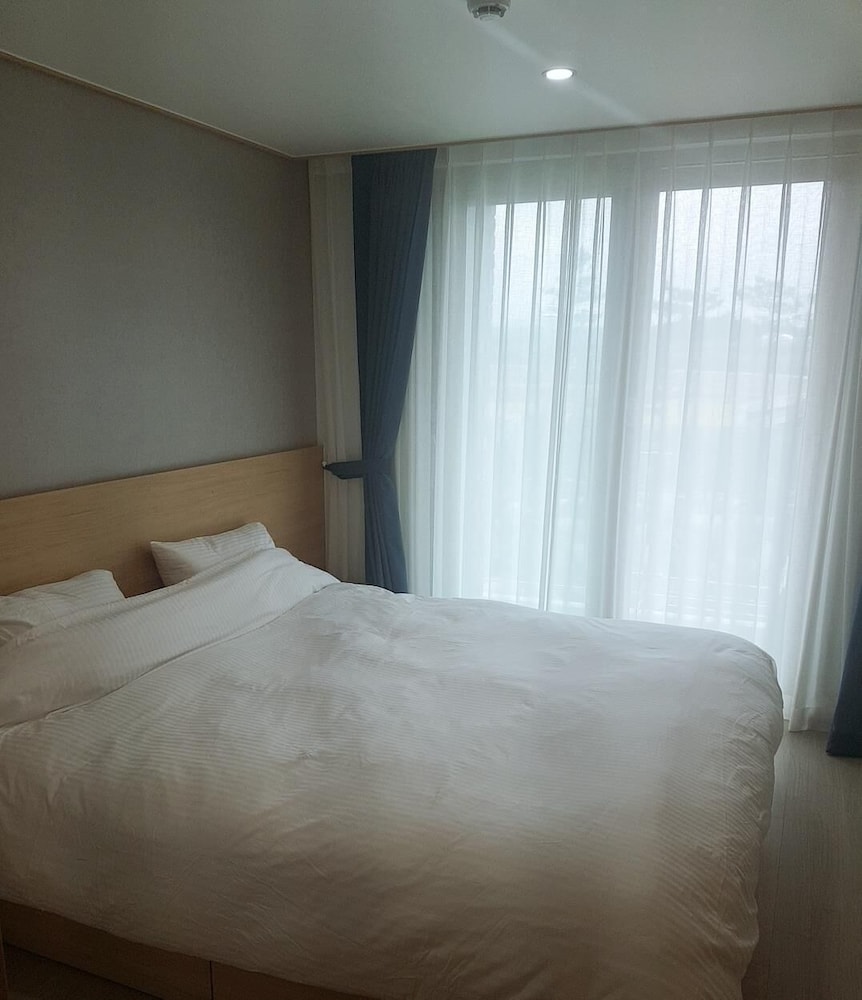 Sokcho Daemyung Heidi Pension
