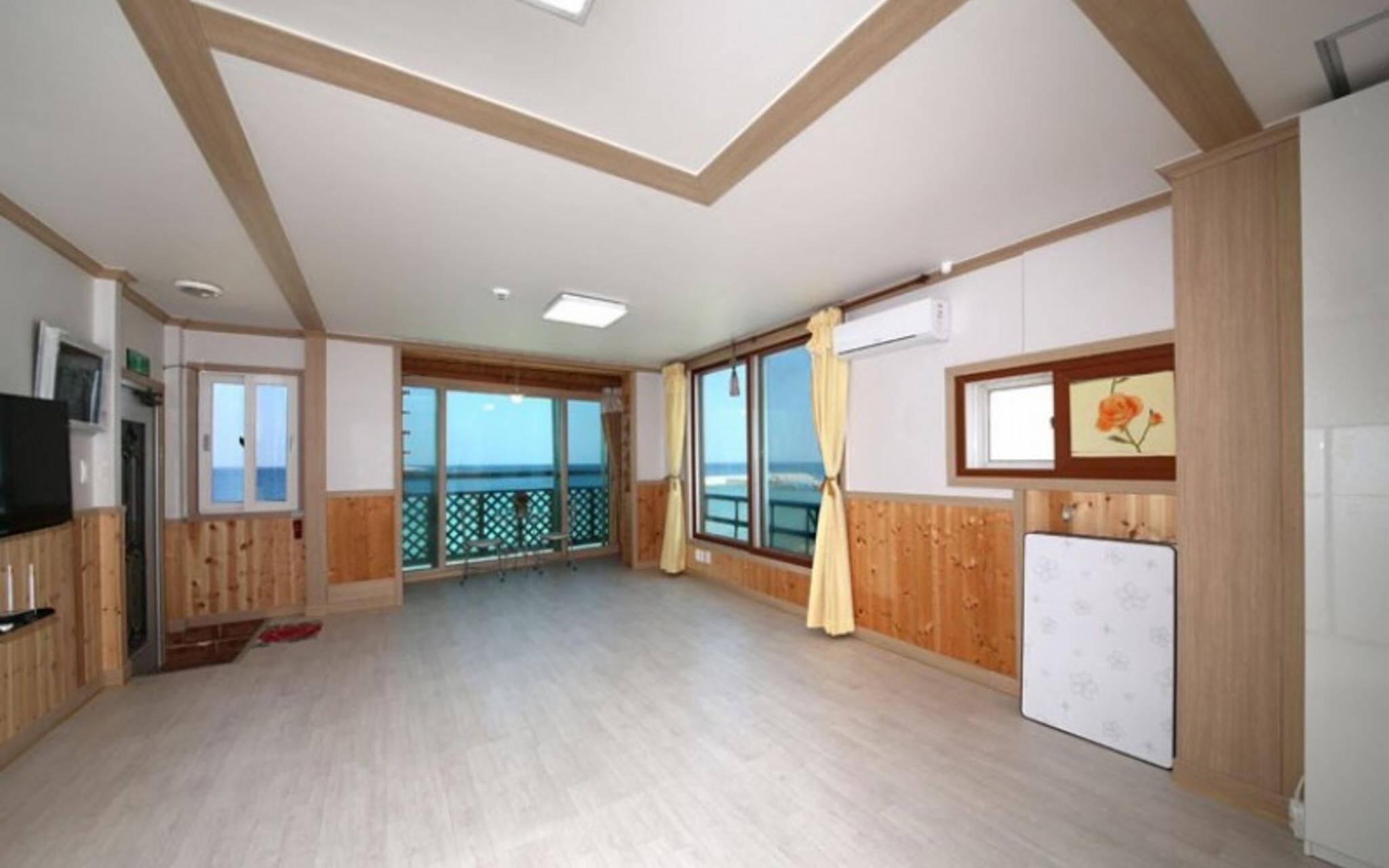 Sokcho Haemaleum Pension