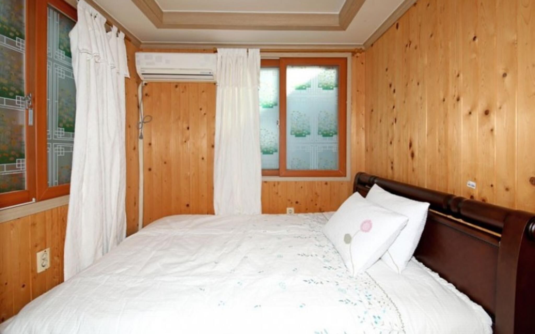 Sokcho Haemaleum Pension