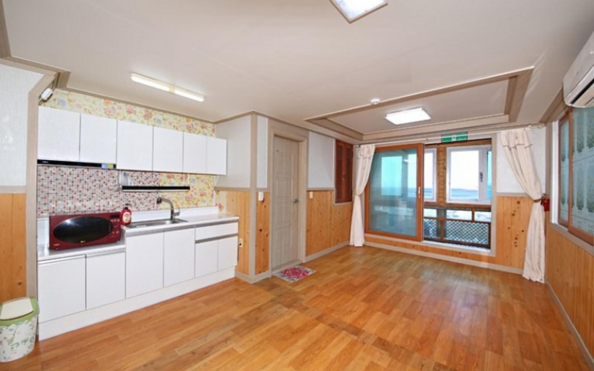 Sokcho Haemaleum Pension