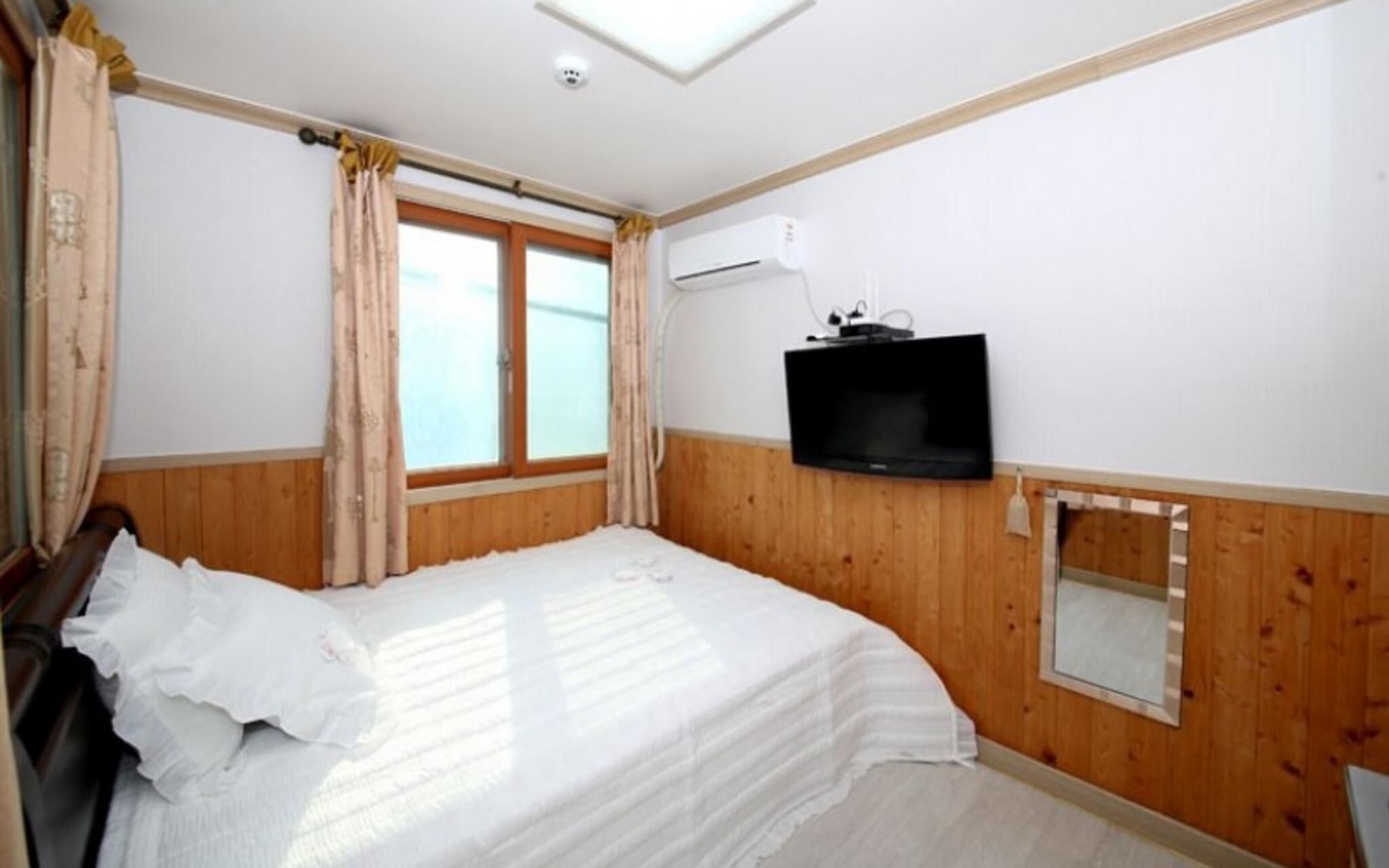 Sokcho Haemaleum Pension