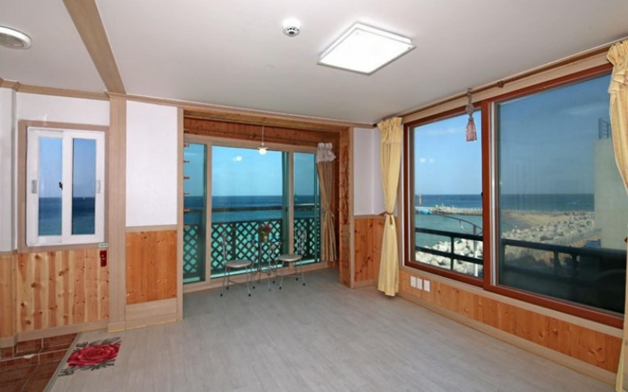 Sokcho Haemaleum Pension