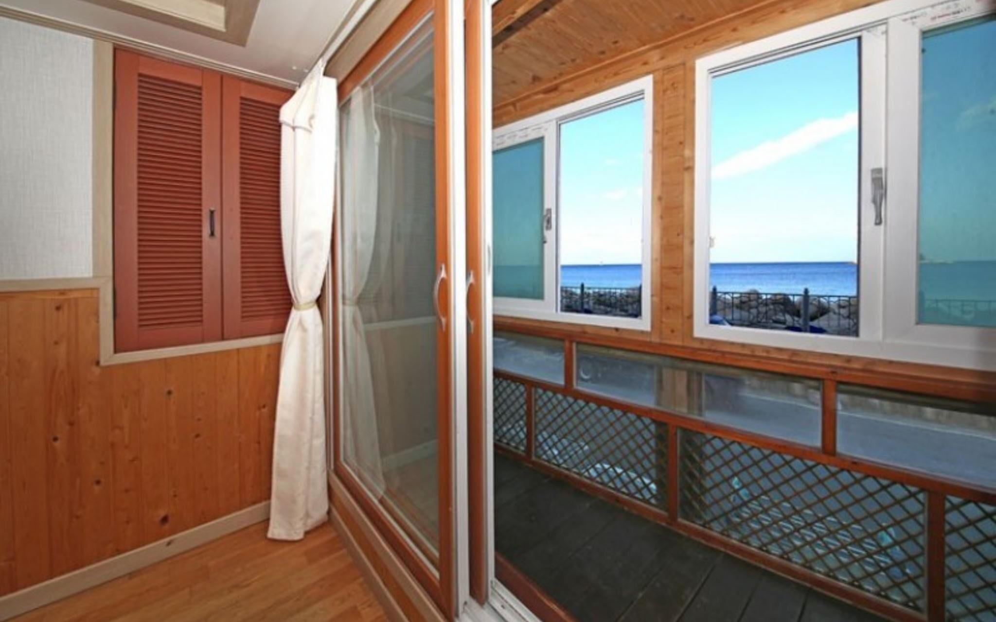 Sokcho Haemaleum Pension
