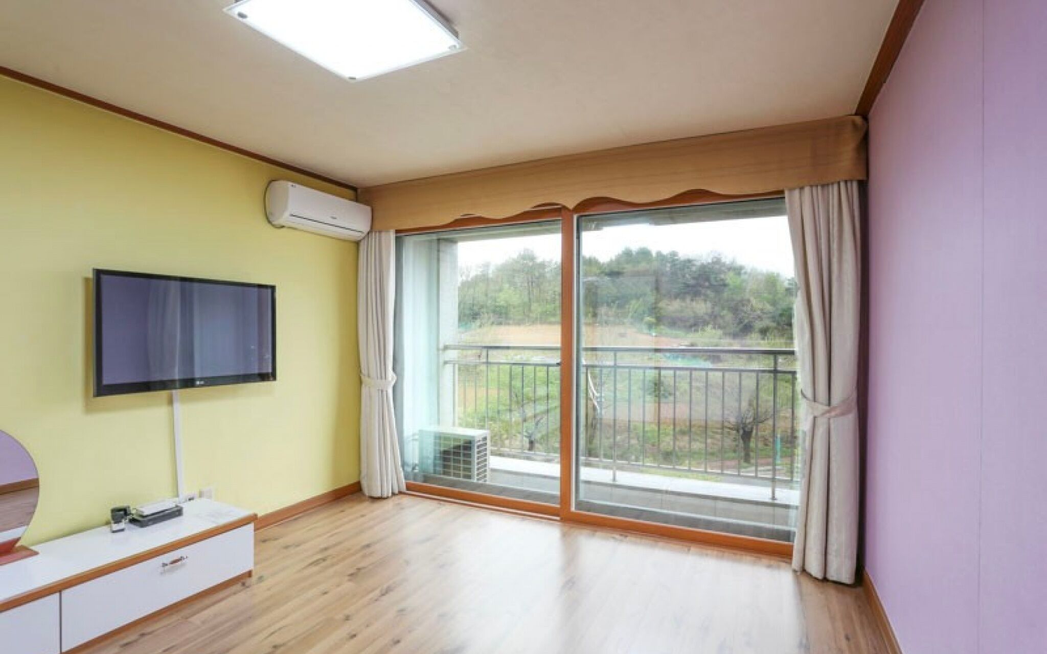 Sokcho White Light House Pension
