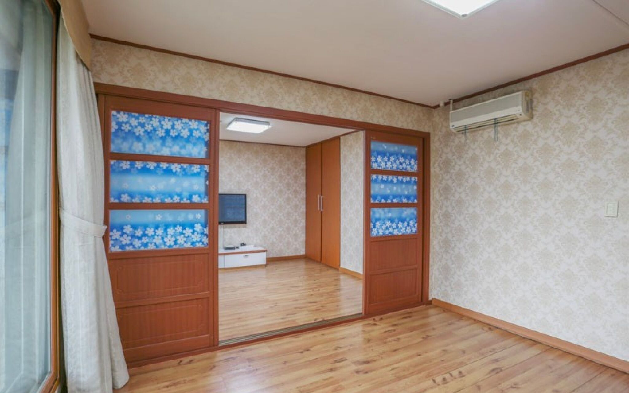 Sokcho White Light House Pension