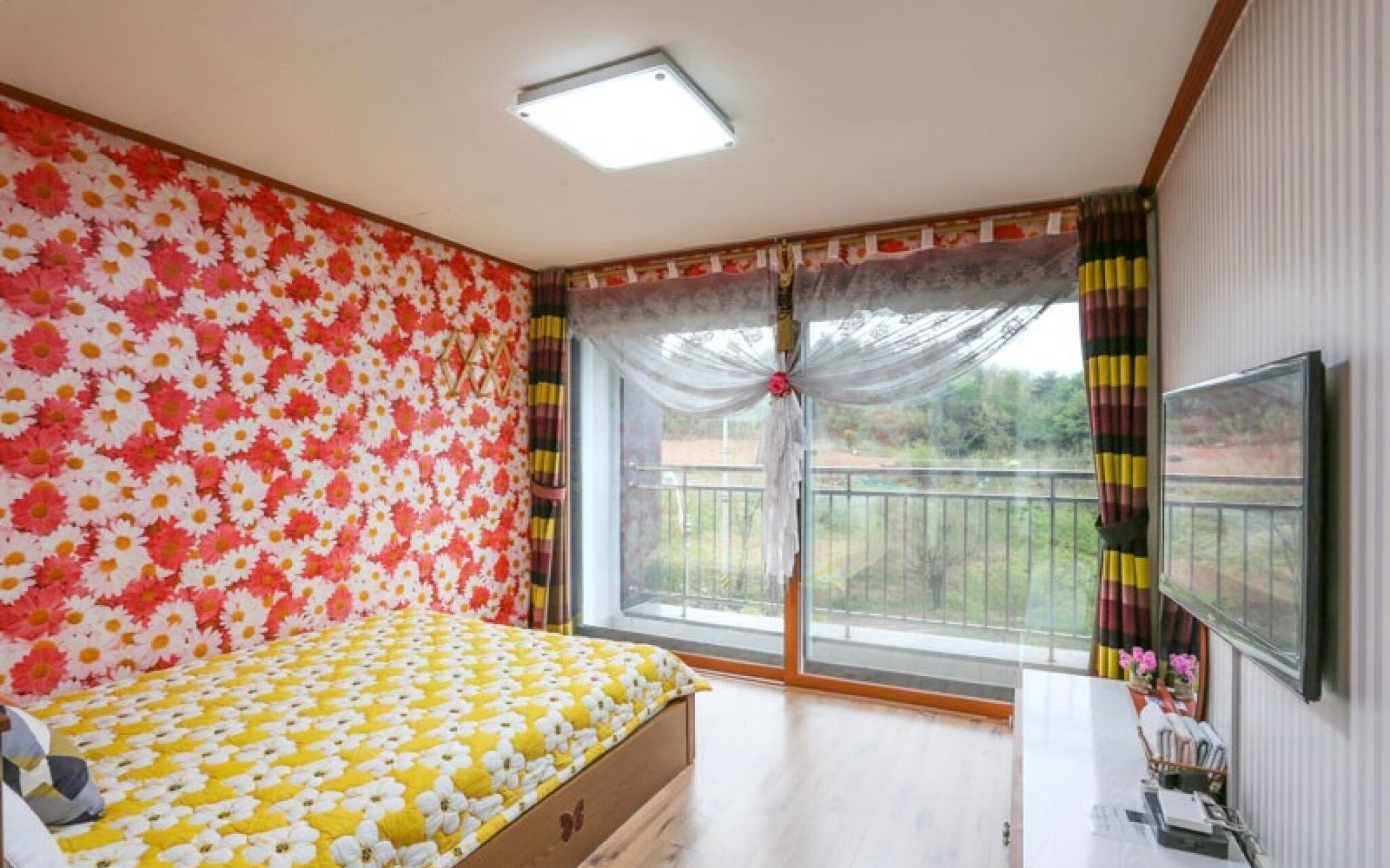 Sokcho White Light House Pension