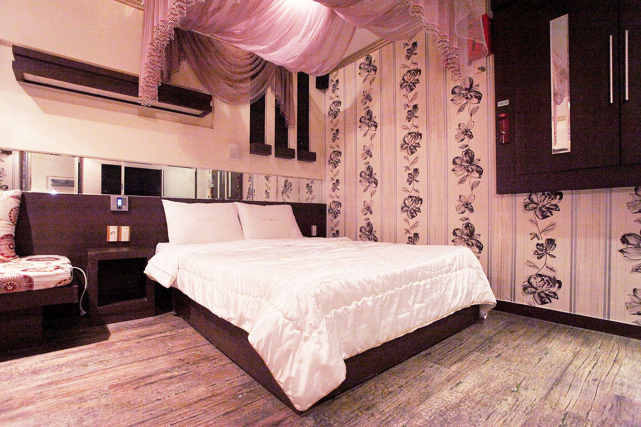 Art Motel
