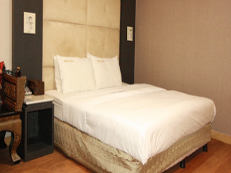 Bobos Hotel