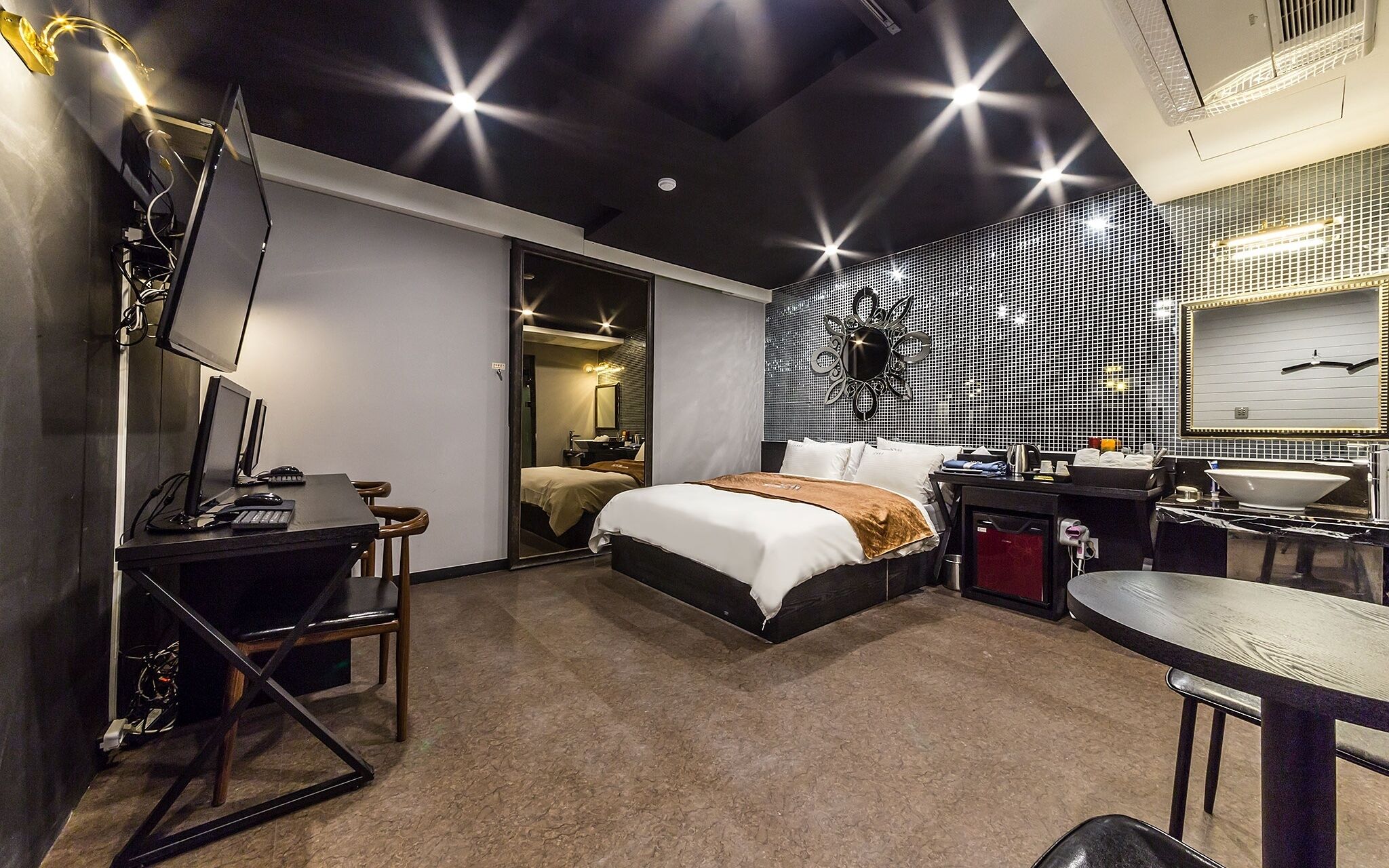 Boutique Hotel XYM