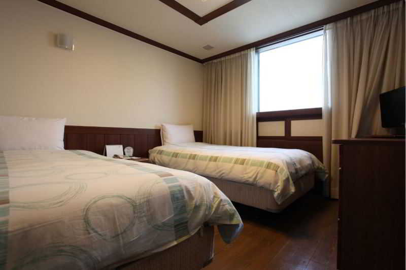 Central Hotel