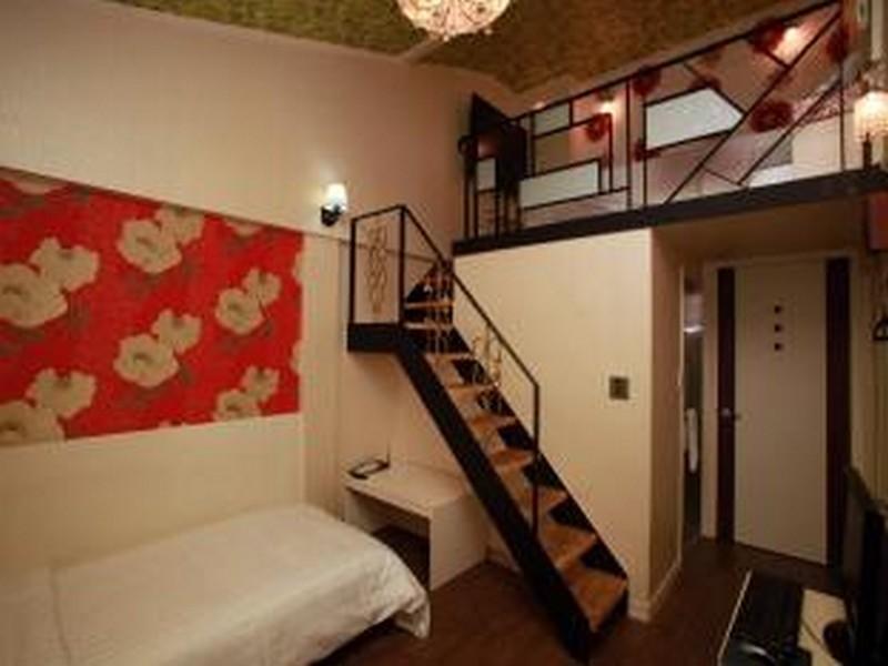 M Hotel