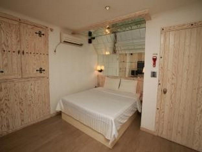M Hotel